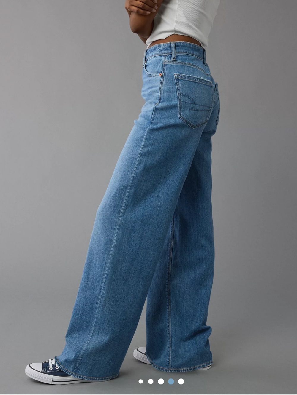 American Eagle Outfitters Light Blue High-Waisted Baggy Wide-Leg Jeans